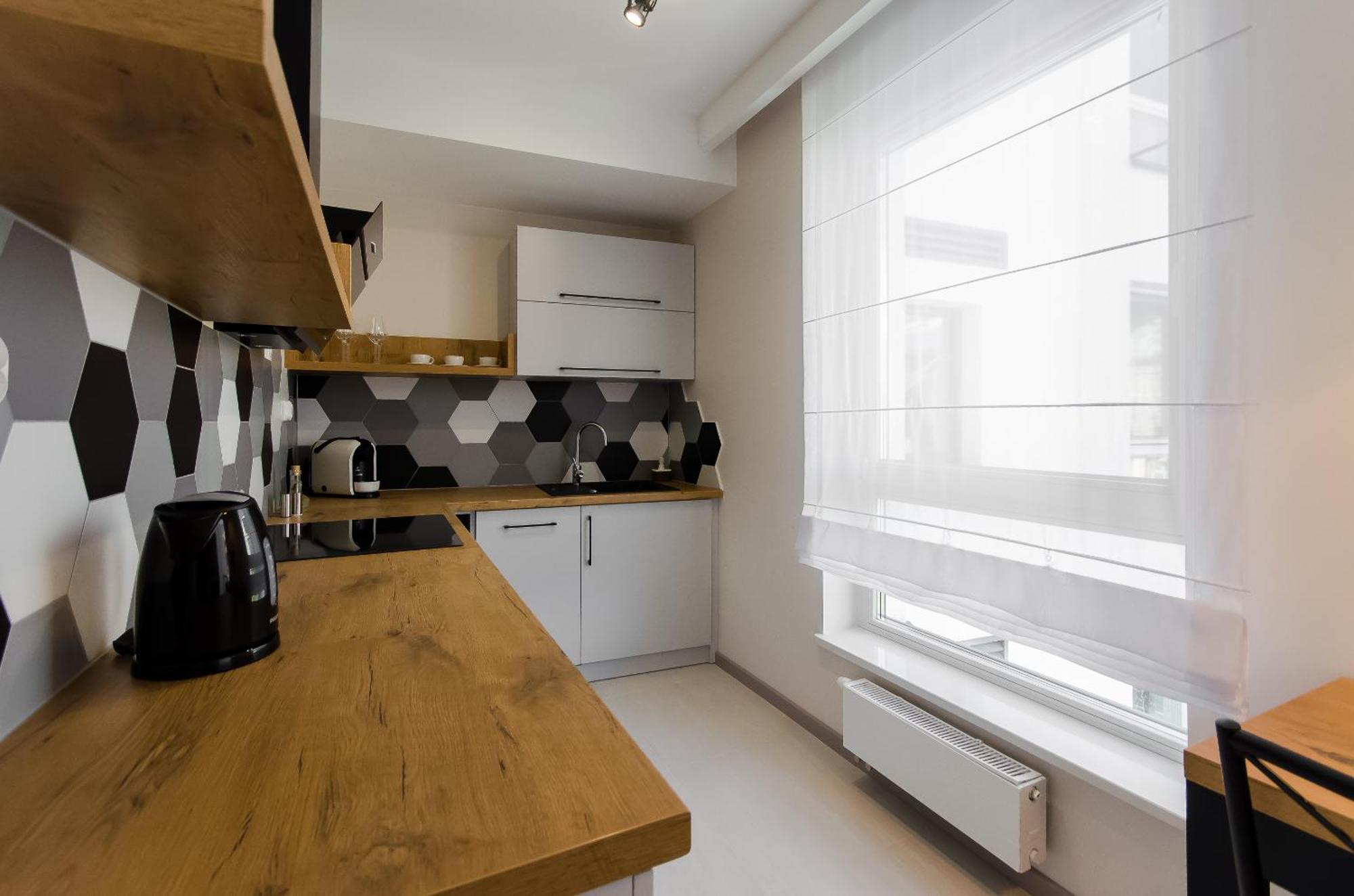 Old Town Premium Queen'S Apartments Krakow Bagian luar foto