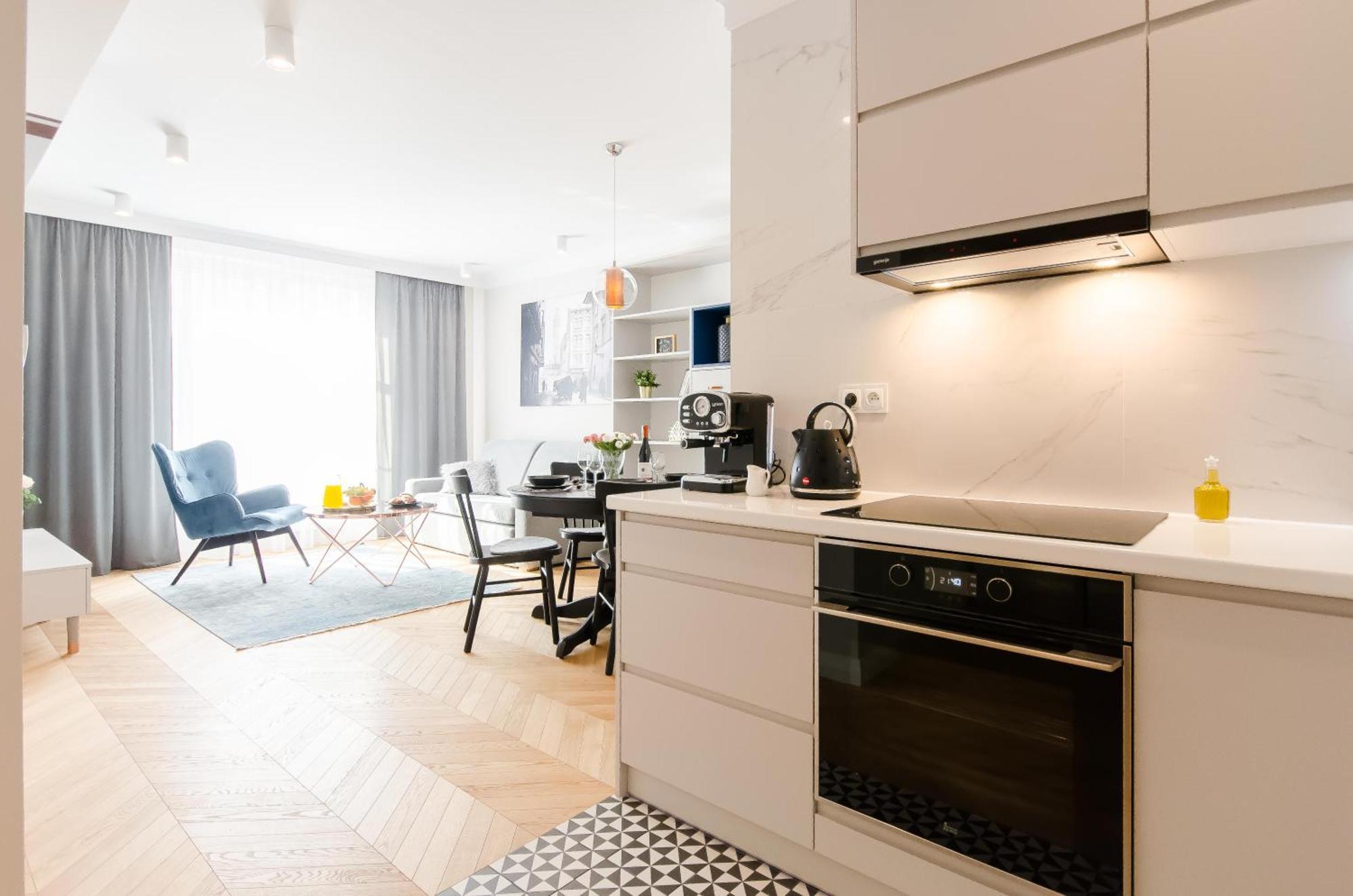 Old Town Premium Queen'S Apartments Krakow Bagian luar foto